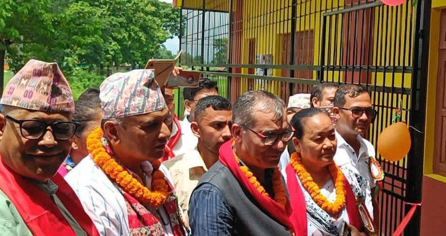 दलेलीमा बन्यो १० कोठे विद्यालय भवन