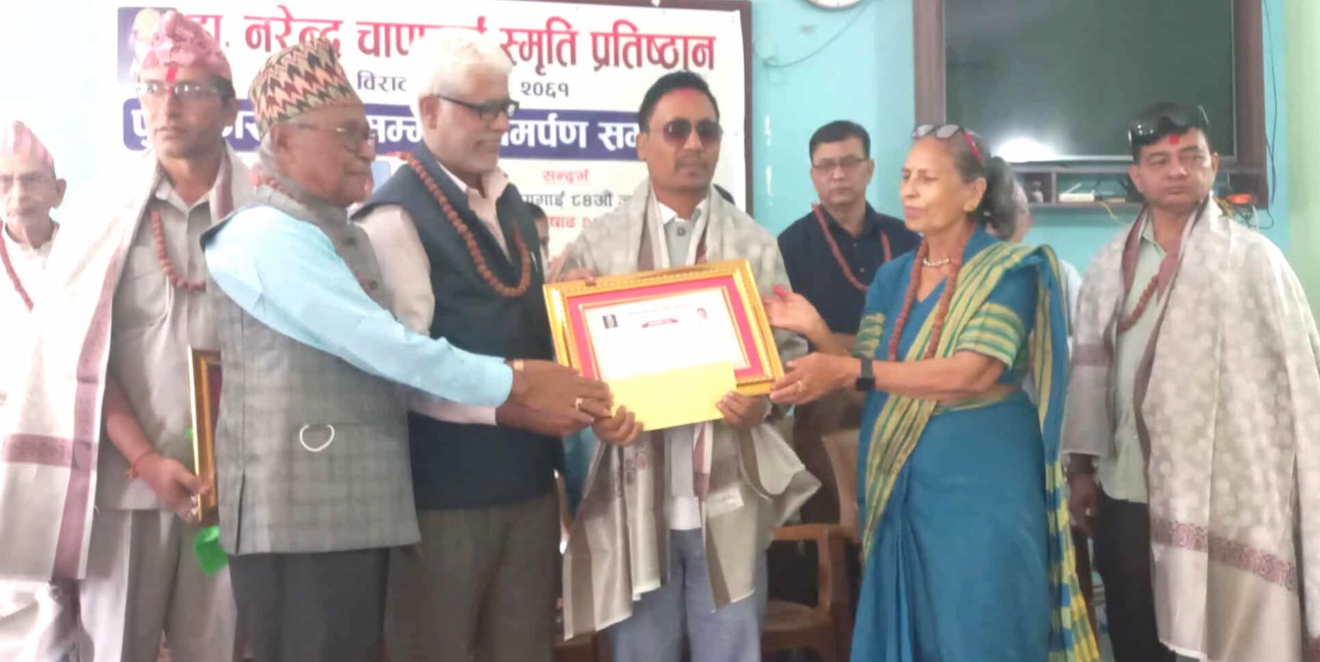 साहित्यकार डा भण्डारी, कवि रसिक र गायक विश्वास  सम्मानित