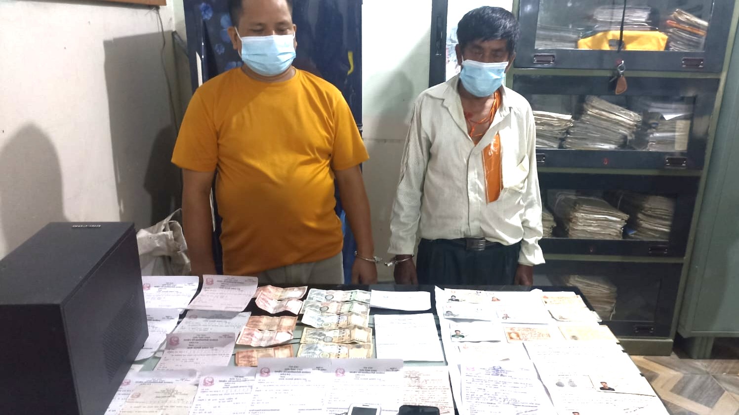 विराटनगरमा नक्कली नागरिकता बनाएर बिक्री गर्ने समूह च्याप्पै
