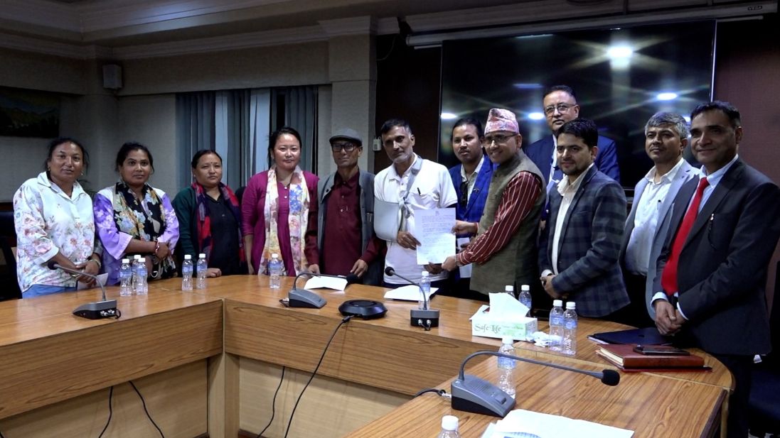 लघुवित्त पीडितसँग सरकारको पाँचबुँदे सहमति, आन्दोलन र अनसन अन्त्य