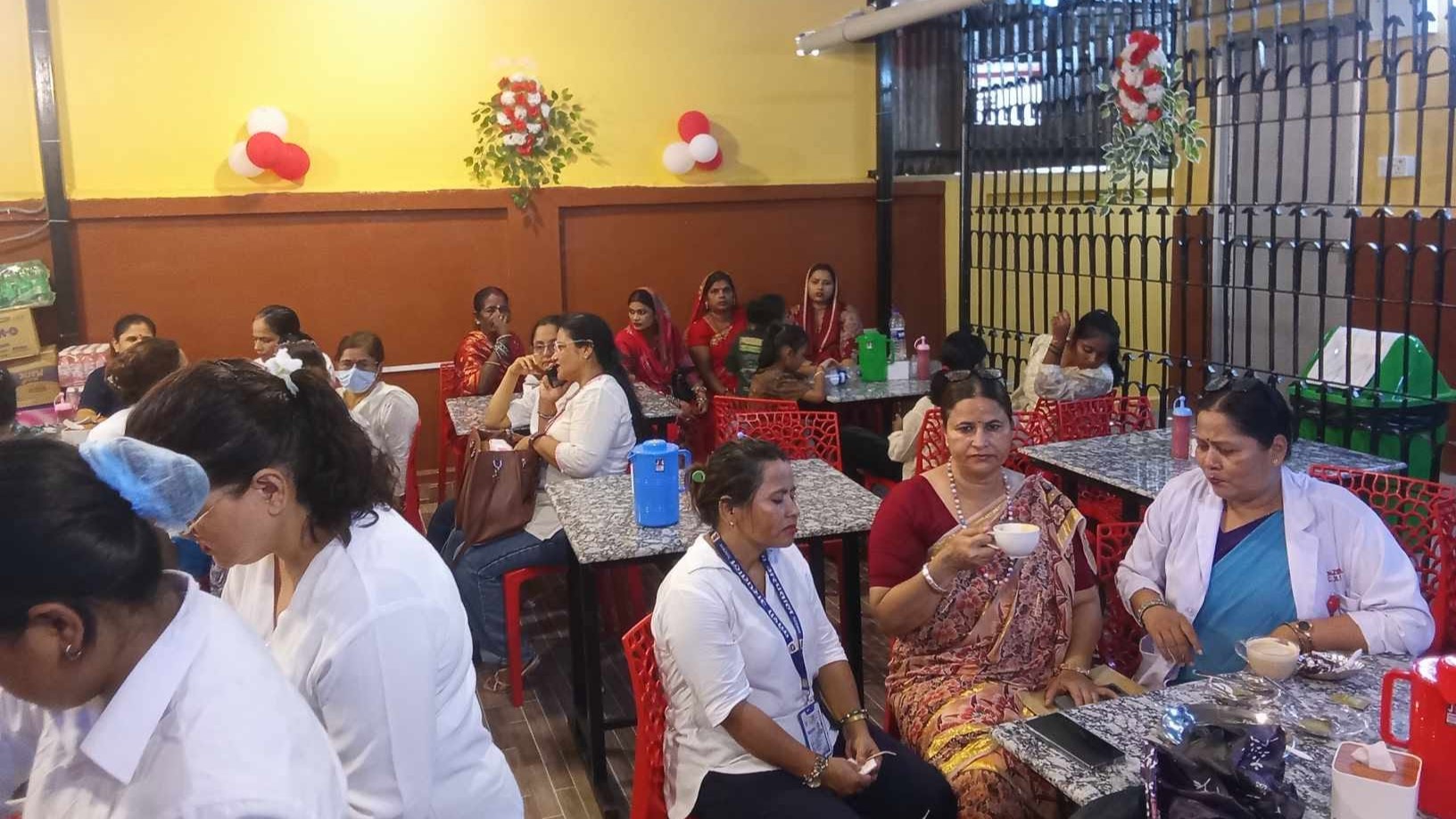यस्तो पनि हुँदोरैछ अस्पतालको ‘क्यान्टिन’ !